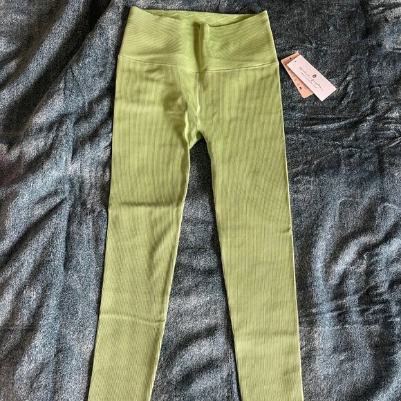 NWT Spiritual Gangster Love Sculpt Seamless 7/8 Leggings MOJITO Size M/L - Picture 1 of 6